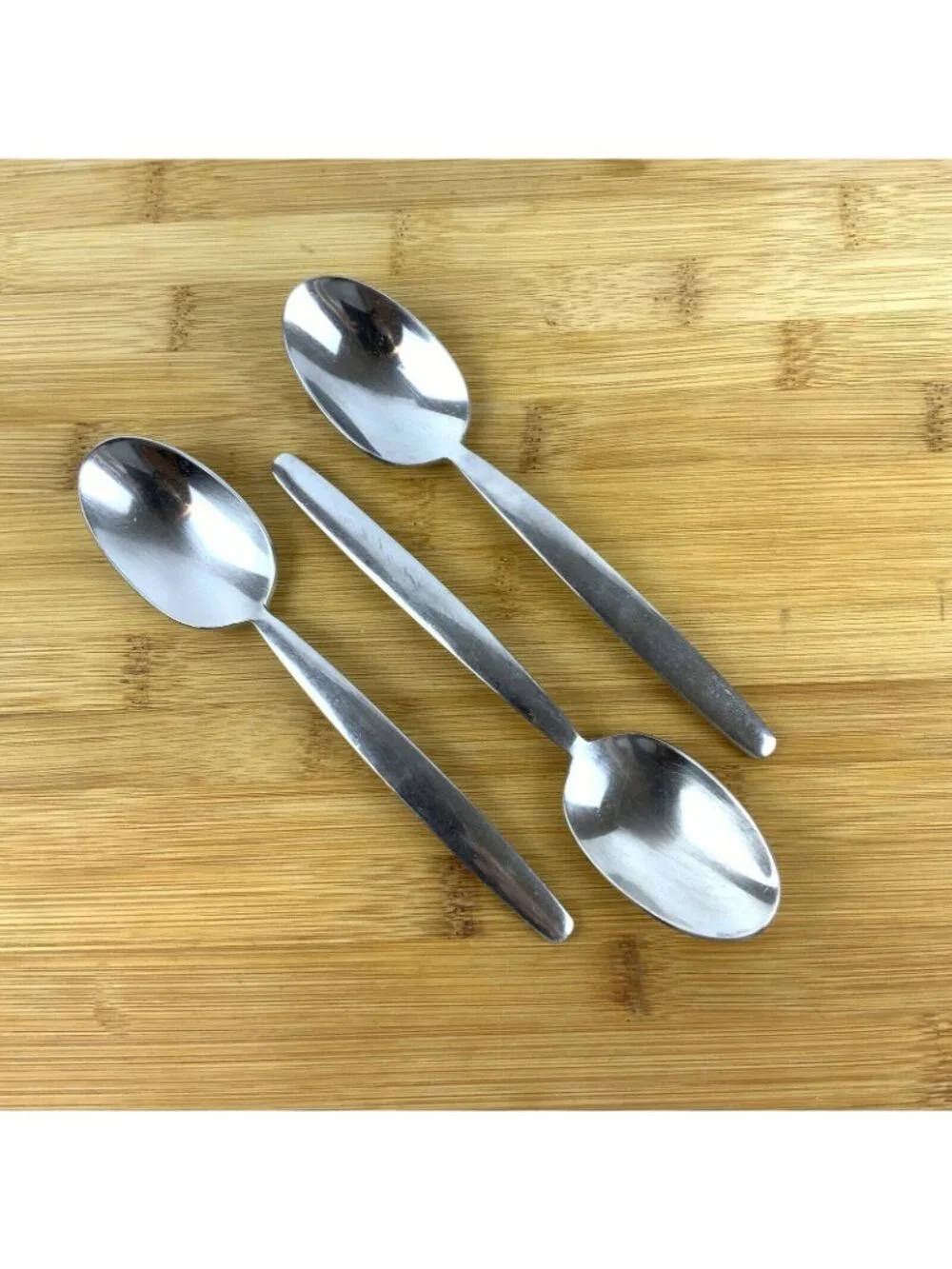 Oneida Leda Set of 3 Oval Soup Spoons 18/10 Stainless Steel Durable Flatware